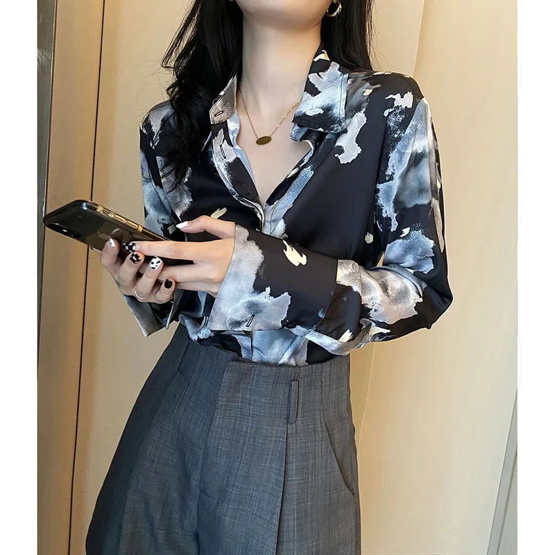 Fashion Lapel Button Printed Vintage Shirts Women Clothing Autumn New Loose Long Sleeve All-match Tops Office Lady Blouses
Fashion Lapel Button Printed Vintage Shirts Women Clothing Autumn New Loose Long Sleeve All-match Tops Office Lady Blouses