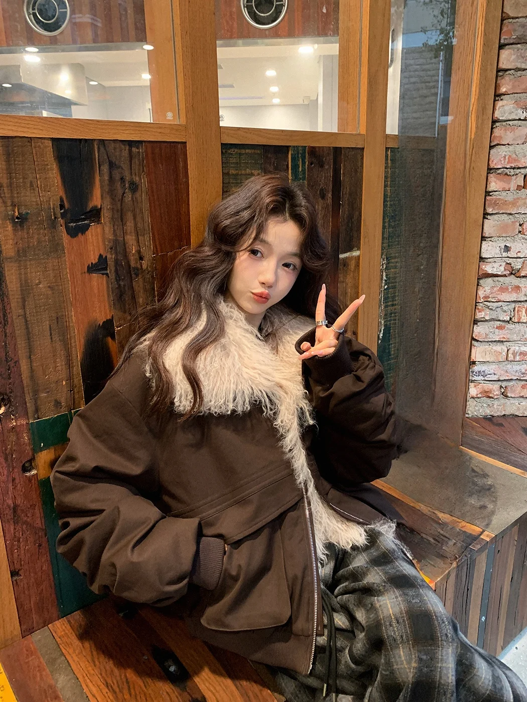 Ibell Zhang парка со съемным шерстяным воротником Du down Jaet Теплая двусторонняя одежда Commuter Sle Корейская версия Thiened Long Sl...
Ibell Zhang парка со съемным шерстяным воротником Du down Jaet Теплая двусторонняя одежда Commuter Sle Корейская версия Thiened Long Sl...