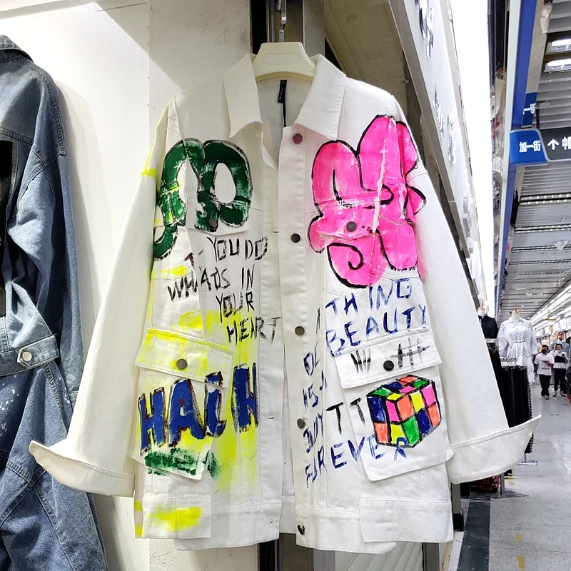 Fashion Graffiti Denim Jacket Women Loose Mid Long Casual Student Outwear White Long Sleeve Jeans Jacket Coat Female Streetwear
Fashion Graffiti Denim Jacket Women Loose Mid Long Casual Student Outwear White Long Sleeve Jeans Jacket Coat Female Streetwear