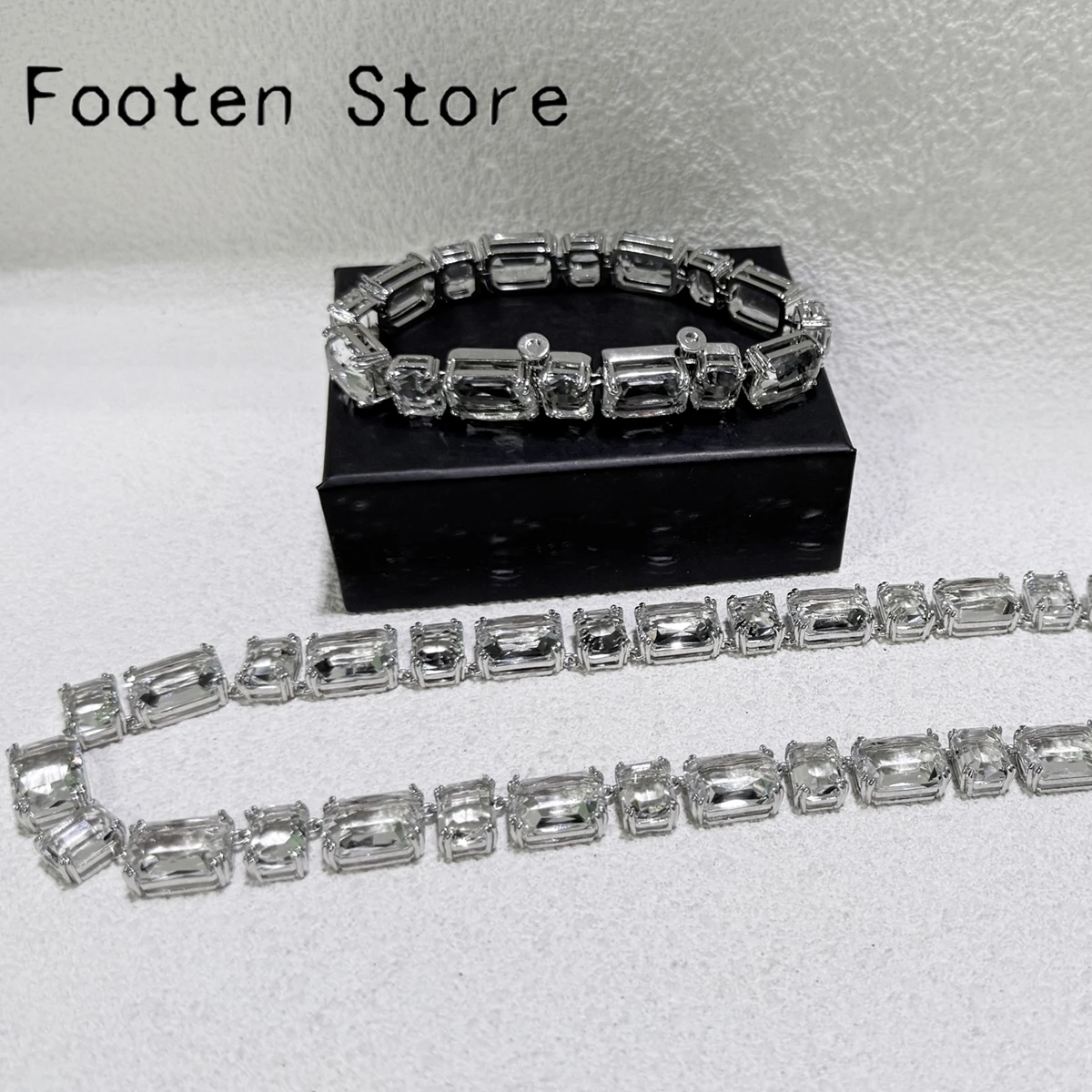 2025 New Trend Fine Wedding Jewelry Sets Charm White Water Drop Crystal Fashion Luxury Necklace Earrings Bracelet Gift for Women
2025 New Trend Fine Wedding Jewelry Sets Charm White Water Drop Crystal Fashion Luxury Necklace Earrings Bracelet Gift for Women