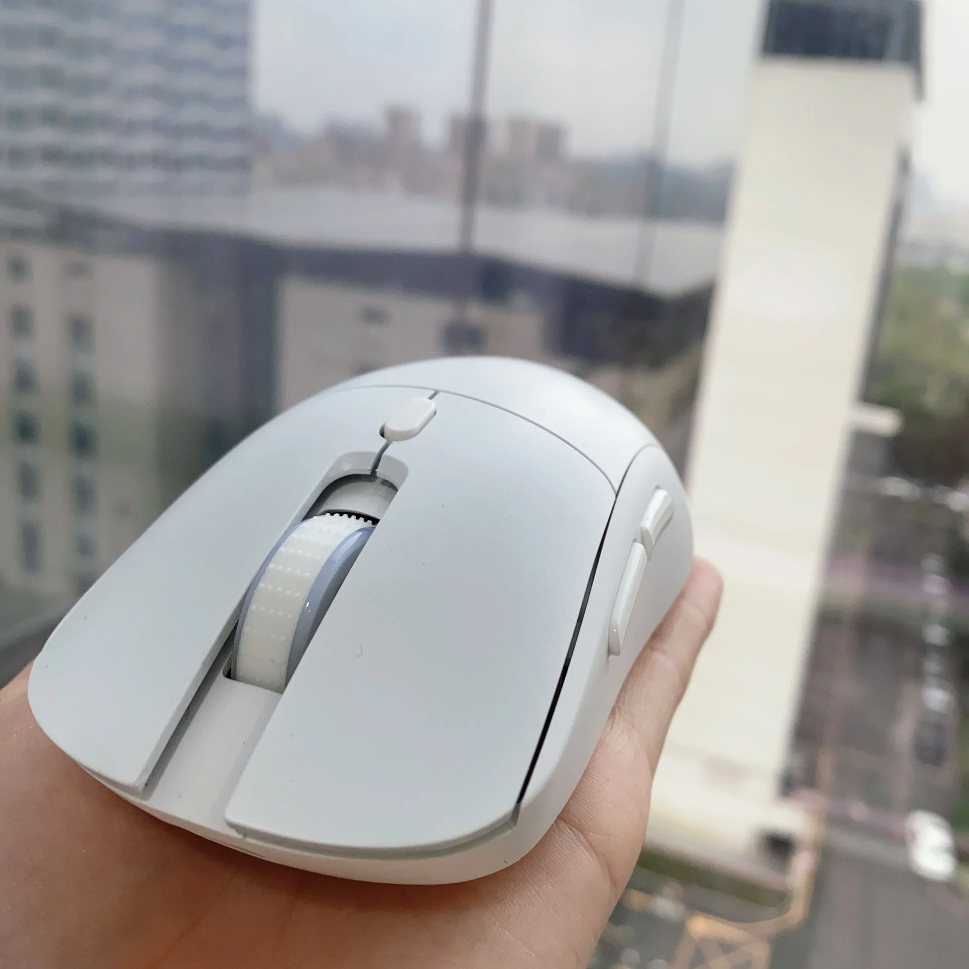 Беспроводная двухрежимная мышь Bluetooth M30, ослепительная Type-C, зарядка, бесшумная, подходит для офисных ноутбуков и планшетов
Беспроводная двухрежимная мышь Bluetooth M30, ослепительная Type-C, зарядка, бесшумная, подходит для офисных ноутбуков и планшетов
