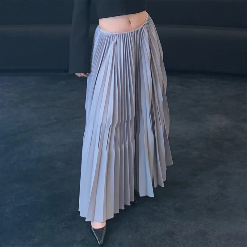 Women's skirt 2026 Spring new low waist slim fit long skirt Pleated craft large swing skirt Casual versatile women's half skirt
Women's skirt 2026 Spring new low waist slim fit long skirt Pleated craft large swing skirt Casual versatile women's half skirt