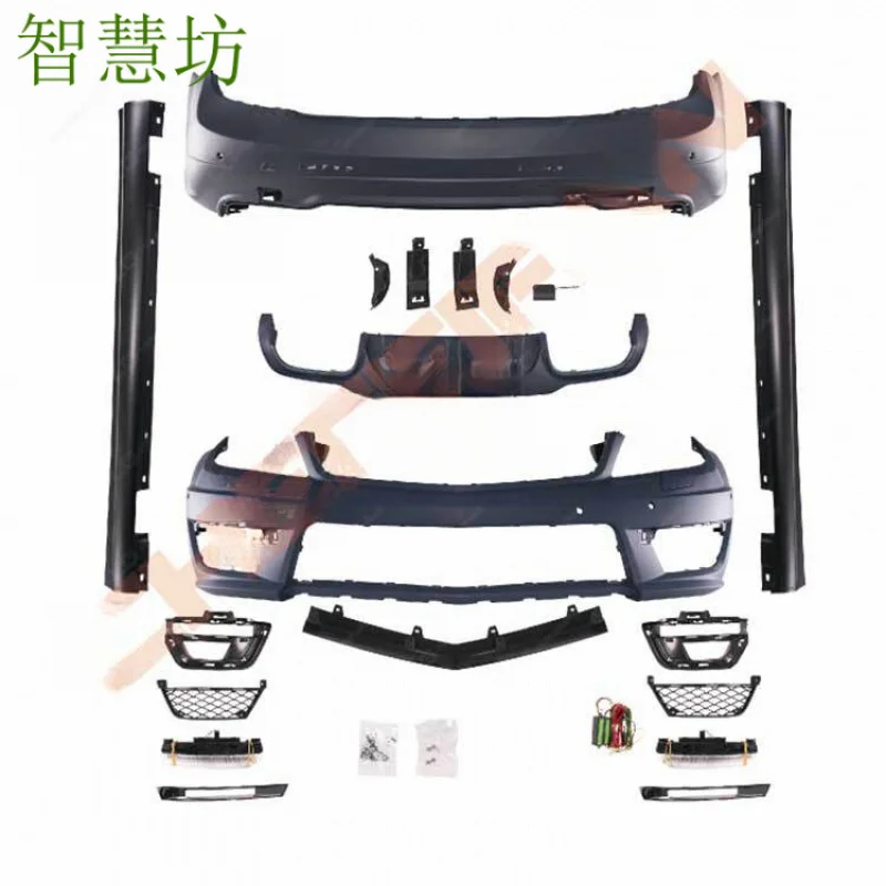 Suitable for 2008-2014 C-Class W204 upgraded and modified C63 model front and rear bumpers, side skirts, and full body kit modif
Suitable for 2008-2014 C-Class W204 upgraded and modified C63 model front and rear bumpers, side skirts, and full body kit modif