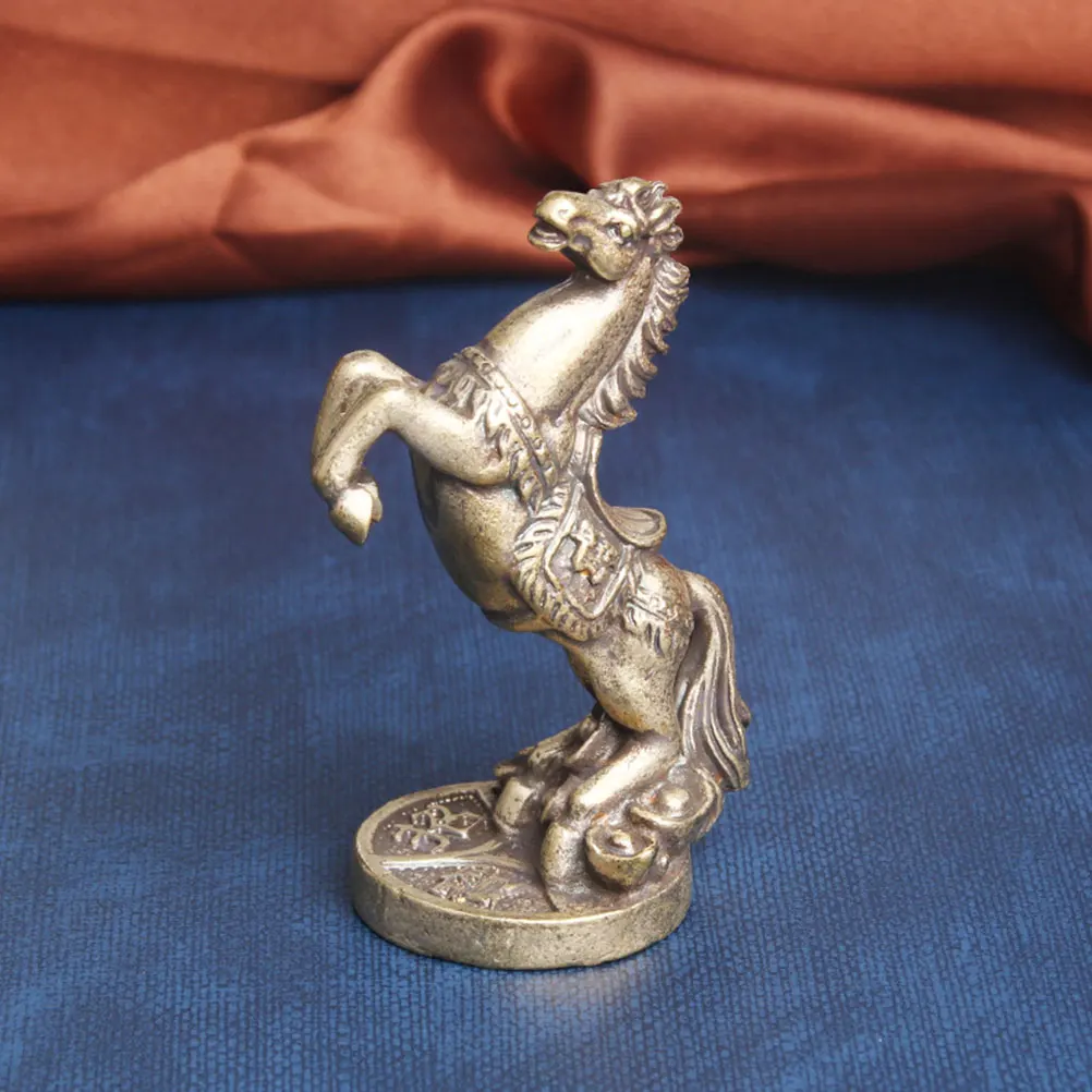 Brass Horse Adornment Creative Desktop Decor Lifelike Smooth Crafts Steed nament Lucky Gift Miniature Model Figurine Art Piece
Brass Horse Adornment Creative Desktop Decor Lifelike Smooth Crafts Steed nament Lucky Gift Miniature Model Figurine Art Piece