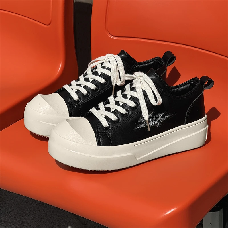 MODX men's new minority lightning Derby shoes tilt head board shoes casual fashion comfortable board shoes
MODX men's new minority lightning Derby shoes tilt head board shoes casual fashion comfortable board shoes