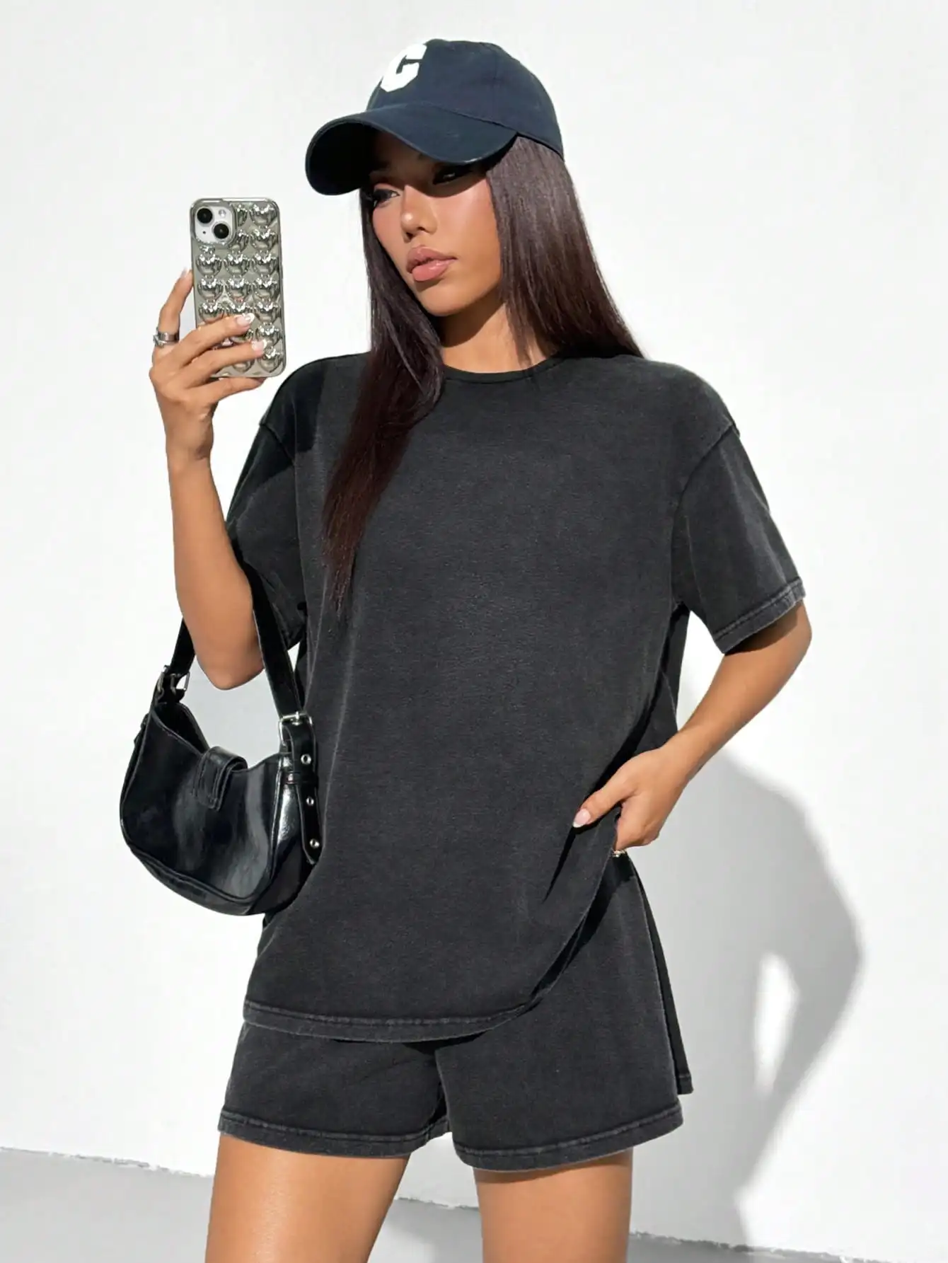 Vintage Style Women T-Shirt And Shorts 2pcs Set
Vintage Style Women T-Shirt And Shorts 2pcs Set