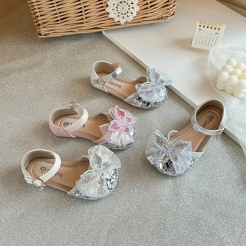 Детские сандалии для девочек с милыми кружевными бантиками, пляжные туфли с круглым носком, новинка лета 2026, мягкая нескользящая подошва
Детские сандалии для девочек с милыми кружевными бантиками, пляжные туфли с круглым носком, новинка лета 2026, мягкая нескользящая подошва