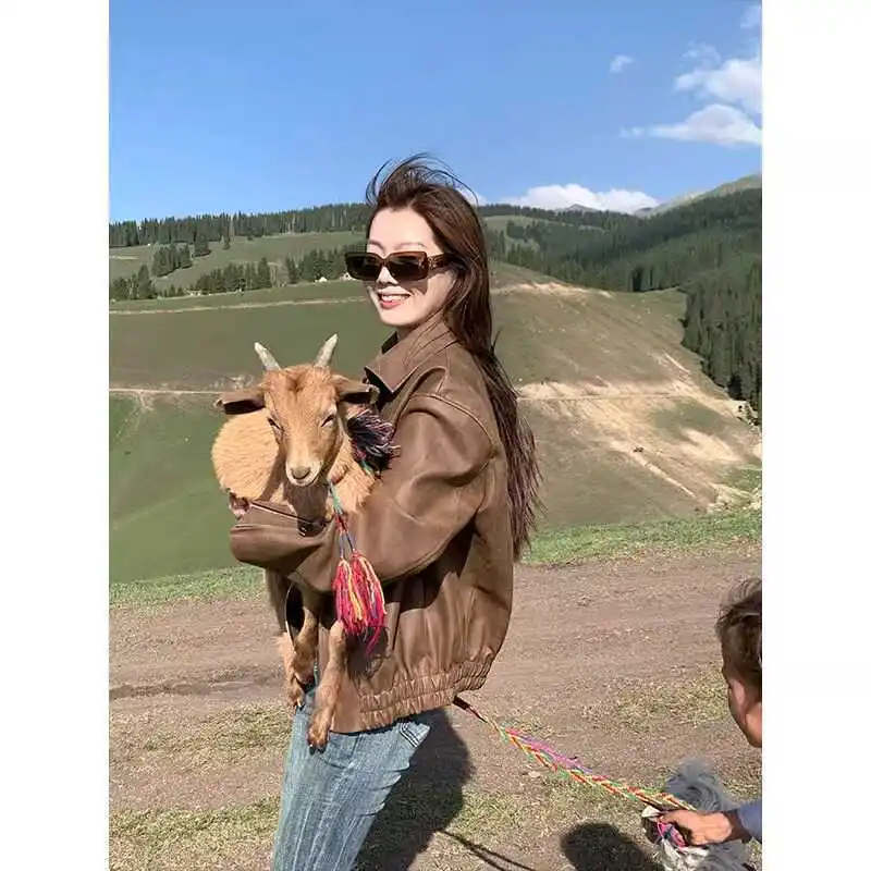 Women'S Winter Jackets 2025 Embroidered Cotton Suede Spring Oversize Solid Chic Red Soft Woman'S Washed Vintage Stand Collar
Women'S Winter Jackets 2025 Embroidered Cotton Suede Spring Oversize Solid Chic Red Soft Woman'S Washed Vintage Stand Collar