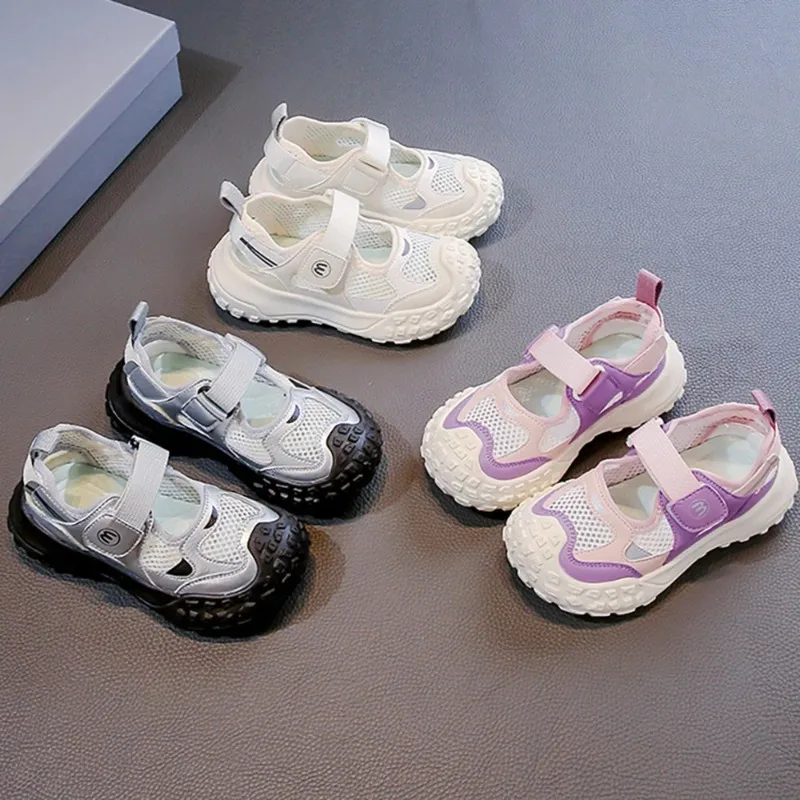 New 2025 High-quality Breathable, Comfortable and Soft Children's Rubber EVA Toe Summer Color-blocked Beach Sandals
New 2025 High-quality Breathable, Comfortable and Soft Children's Rubber EVA Toe Summer Color-blocked Beach Sandals