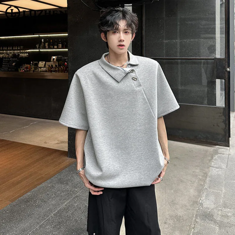 LUZHEN Solid Color Slant Zipper Design Asymmetric Neck Shoulder Pad T-shirts Men's 2025 Summer Handsome Short Sleeve Tops JY2414
LUZHEN Solid Color Slant Zipper Design Asymmetric Neck Shoulder Pad T-shirts Men's 2025 Summer Handsome Short Sleeve Tops JY2414