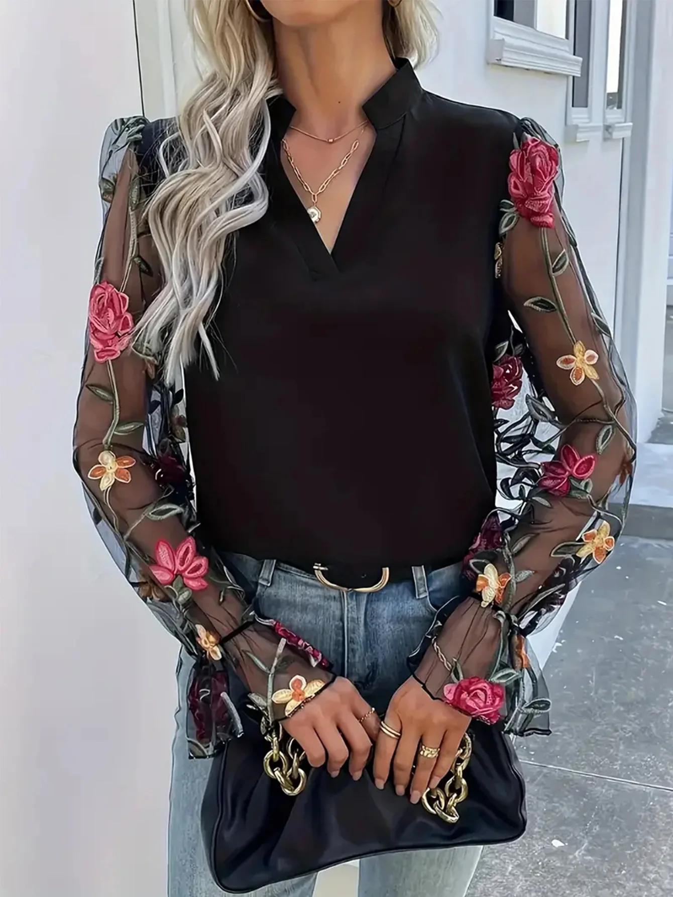 New women's V-neck chiffon blouse with net embroidery and flared long sleeves - an elegant business attire top
New women's V-neck chiffon blouse with net embroidery and flared long sleeves - an elegant business attire top