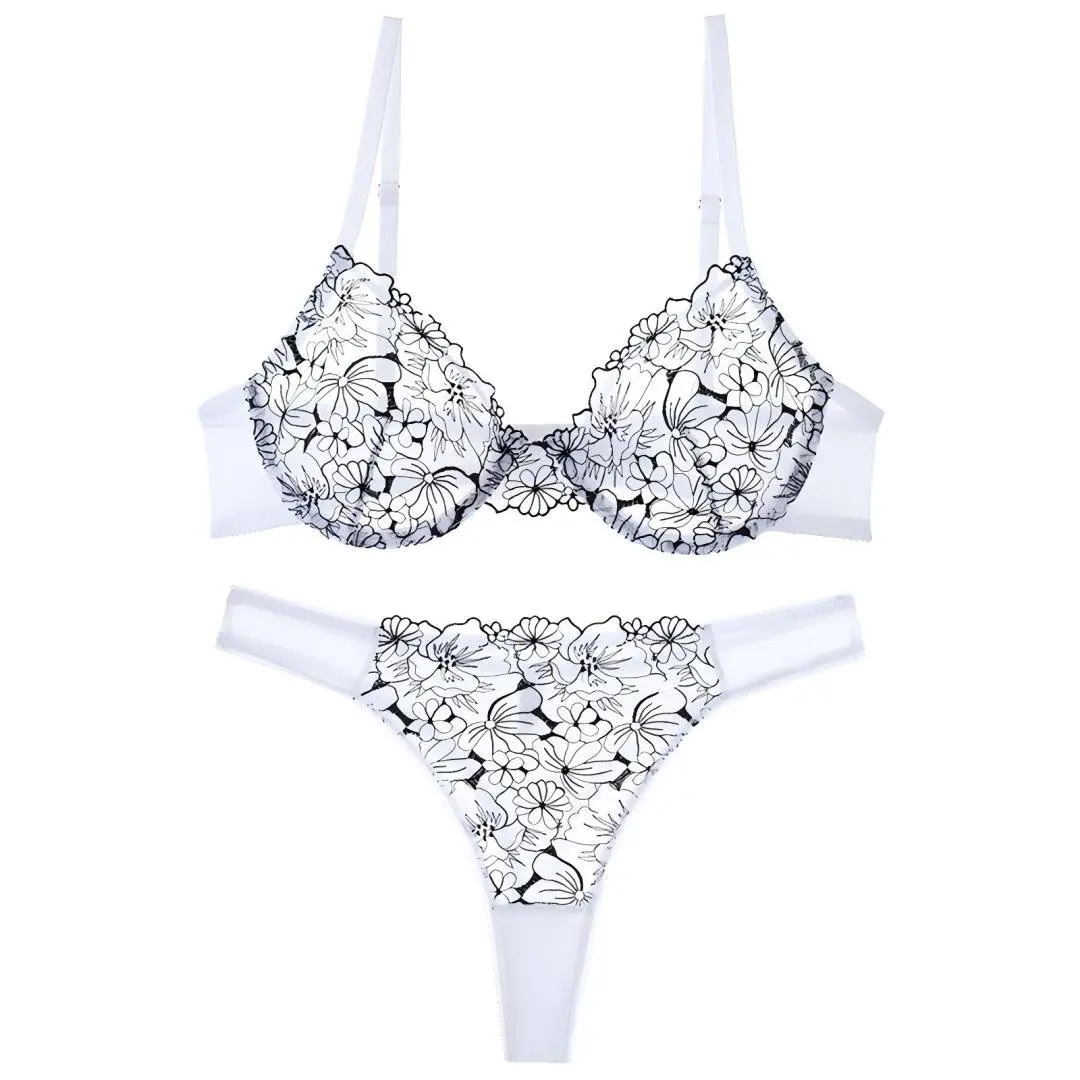 2pcs White Sexy Lingerie Set Floral Embroidery French-style Soft Underwire Bra and Thong Underwear Suit for Women
2pcs White Sexy Lingerie Set Floral Embroidery French-style Soft Underwire Bra and Thong Underwear Suit for Women
