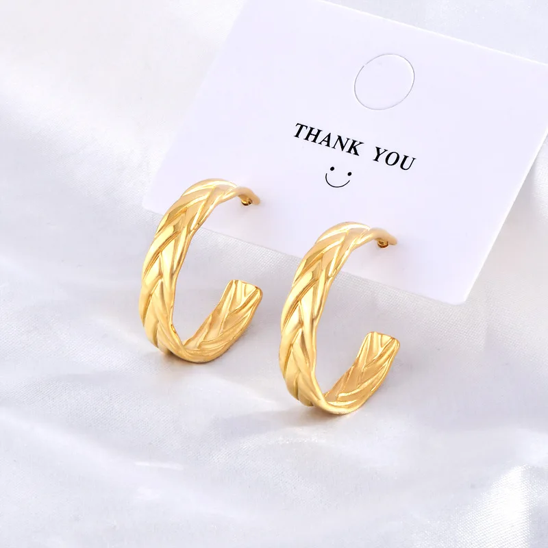 European and American Accessible Luxury Non-Fading Earrings for Women, 18K Gold-Plated Non-Fading Earrings, Niche Design, Versatile Earrings
European and American Accessible Luxury Non-Fading Earrings for Women, 18K Gold-Plated Non-Fading Earrings, Niche Design, Versatile Earrings