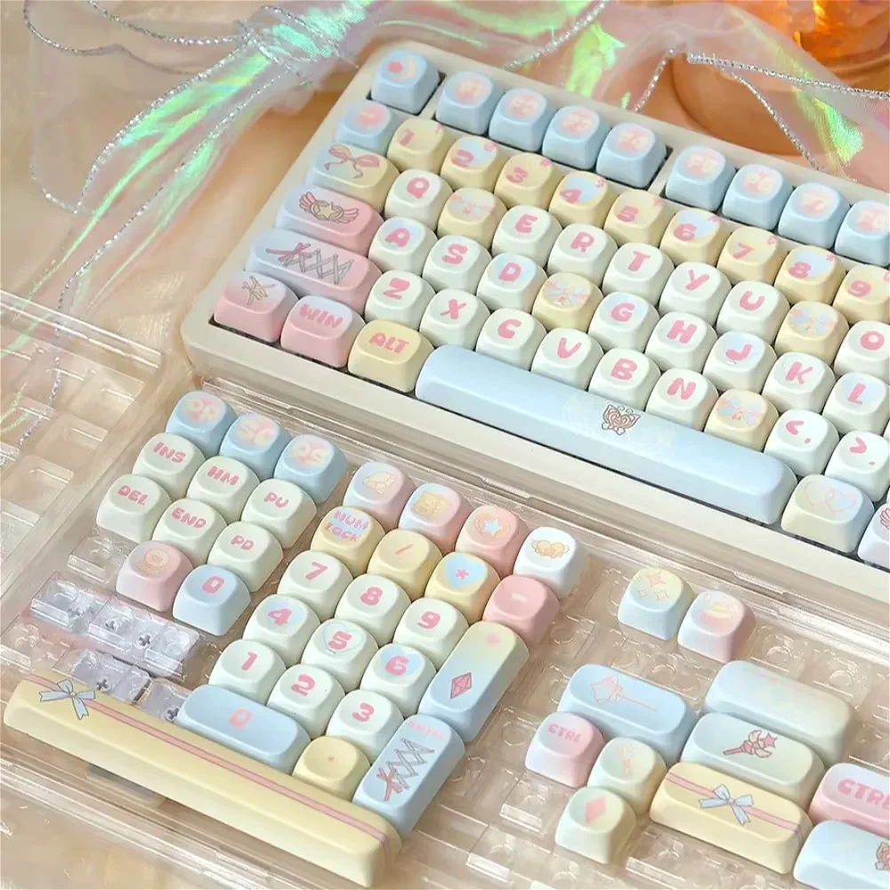 Magic Ulala MOA Keycap Set PBT 131 Keys Cute Girl Personalized for MX Switch 60/84/90/104/108 Mechanical Keyboards
Magic Ulala MOA Keycap Set PBT 131 Keys Cute Girl Personalized for MX Switch 60/84/90/104/108 Mechanical Keyboards