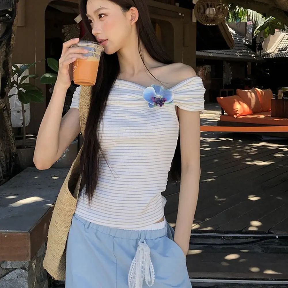 All-match Stripe Off Shoulder Crop Top Slim Fit Ins Stripe Flower T-shirt Sweet Female Clothing Bottoming Shirt Women Female
All-match Stripe Off Shoulder Crop Top Slim Fit Ins Stripe Flower T-shirt Sweet Female Clothing Bottoming Shirt Women Female