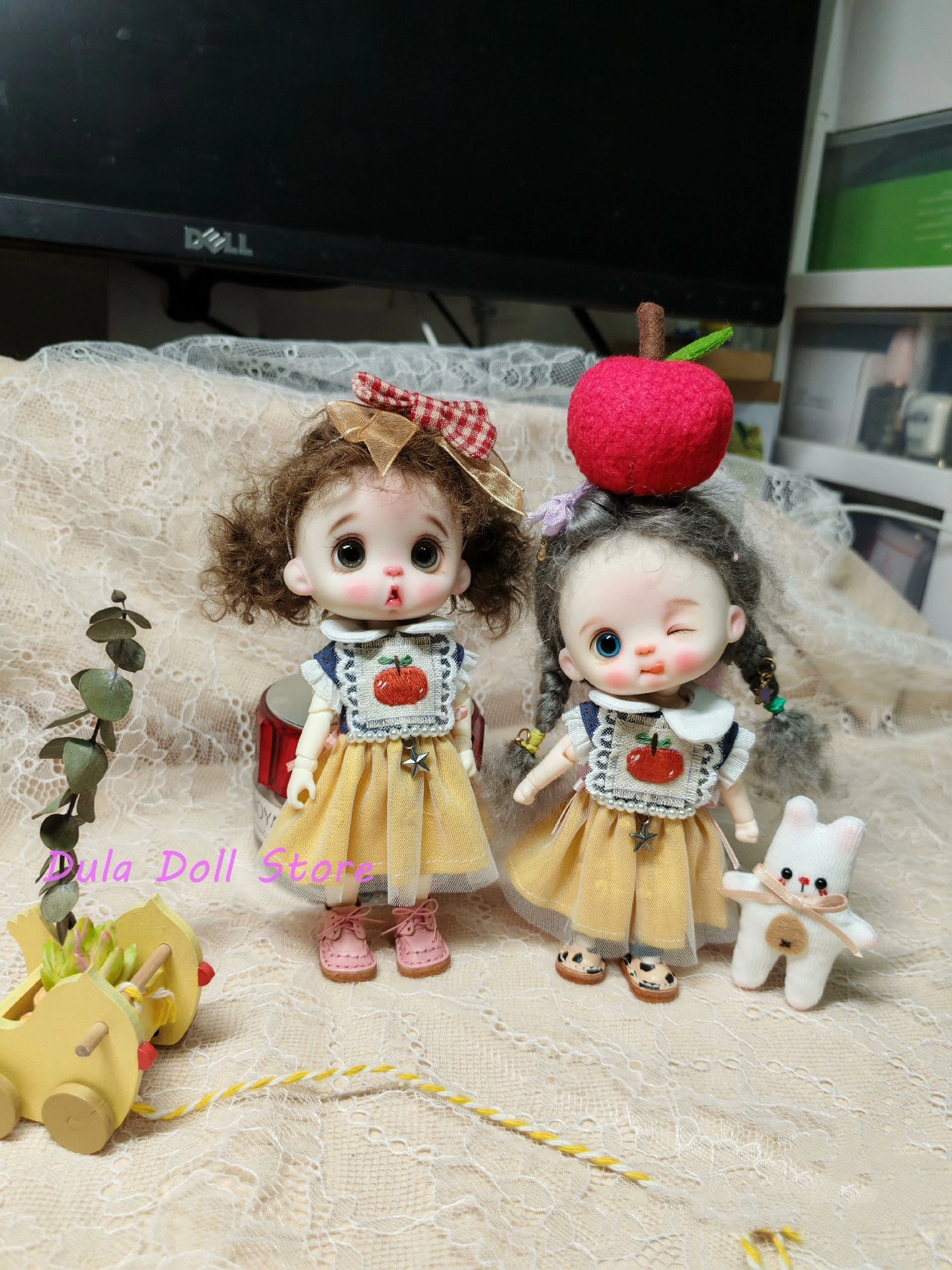 Dula Doll Clothes Dress princess Apple embroidery skirt hat Ob11 gsc Doll Accessories
Dula Doll Clothes Dress princess Apple embroidery skirt hat Ob11 gsc Doll Accessories