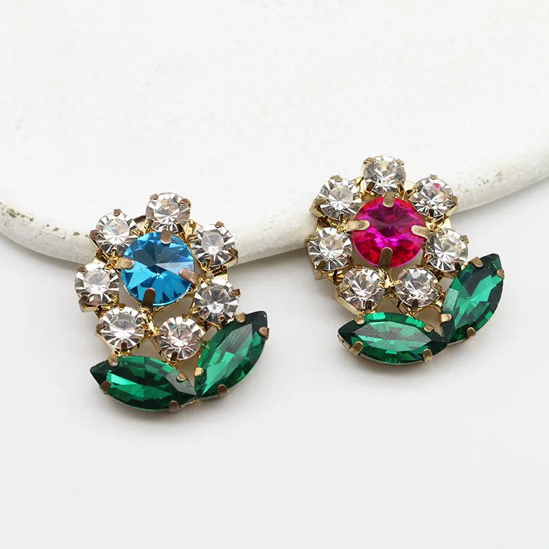 DIY Jewelry Accessories Colored Crystal Rhinestone Clothing Flower Decoration Wedding Flat Bottom Sticker Decoration Crafts
DIY Jewelry Accessories Colored Crystal Rhinestone Clothing Flower Decoration Wedding Flat Bottom Sticker Decoration Crafts