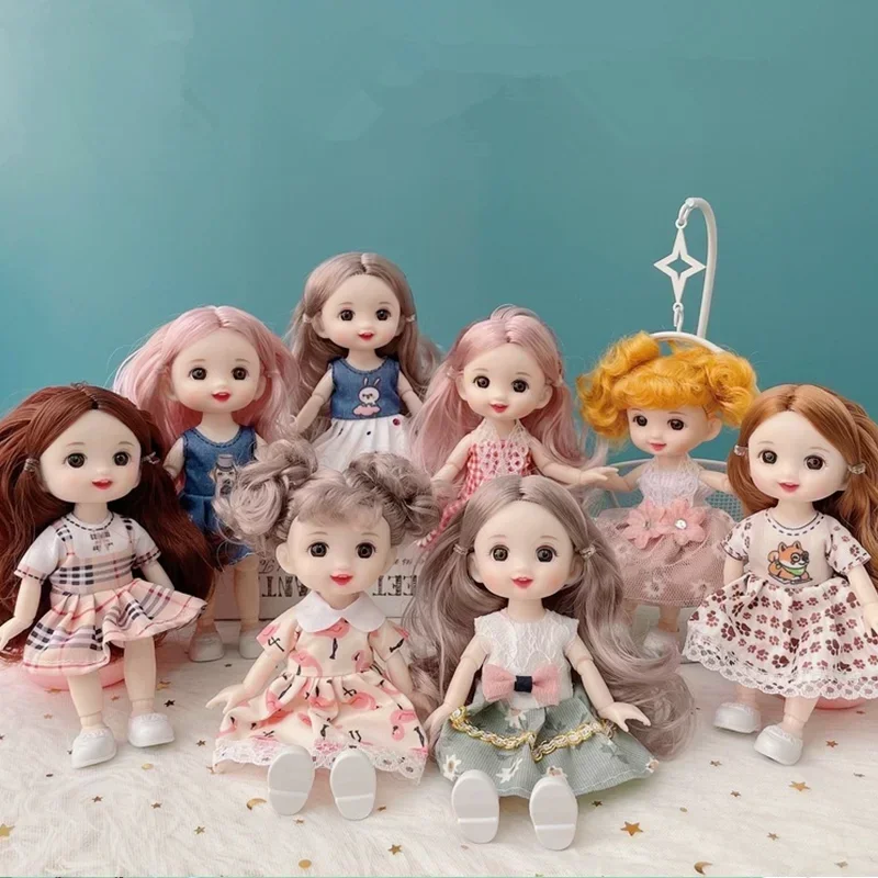 16cm Bjd Doll 13 Joint Cute 3D Brown Eye Dress Up Fashion Baby with Clothes Shoes Children's DIY Toy Girl Gift
16cm Bjd Doll 13 Joint Cute 3D Brown Eye Dress Up Fashion Baby with Clothes Shoes Children's DIY Toy Girl Gift