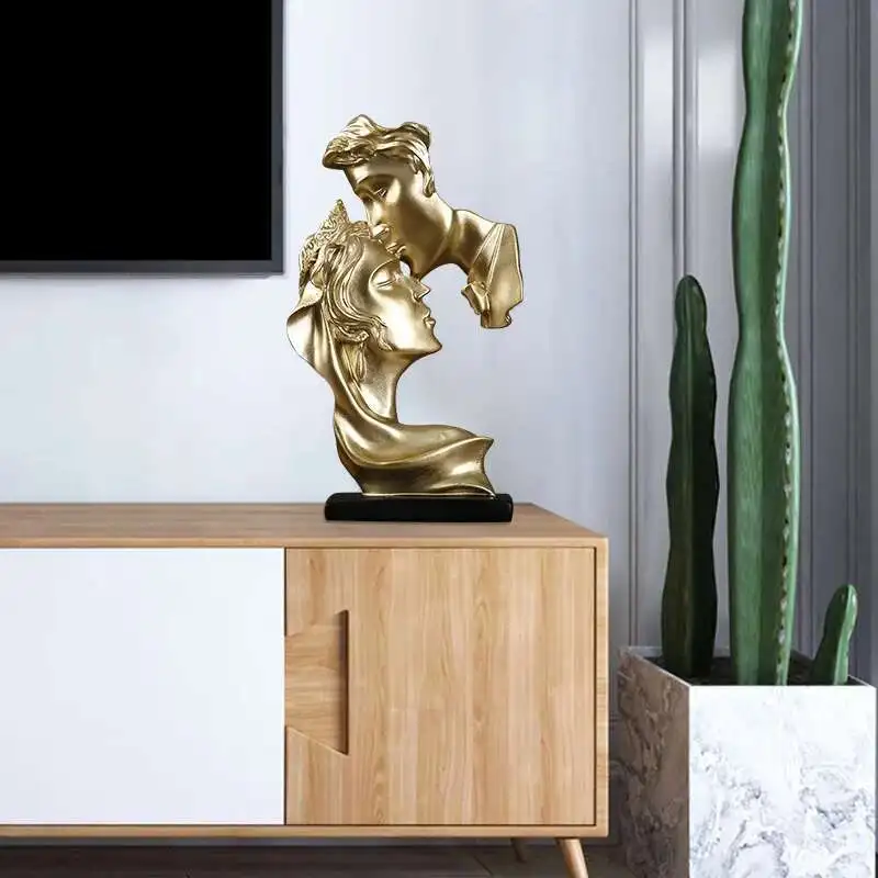 New One Kiss Deep Decoration Resin Decoration Creative Gift Living Room Office Light Luxury Decoration Art Crafts
New One Kiss Deep Decoration Resin Decoration Creative Gift Living Room Office Light Luxury Decoration Art Crafts