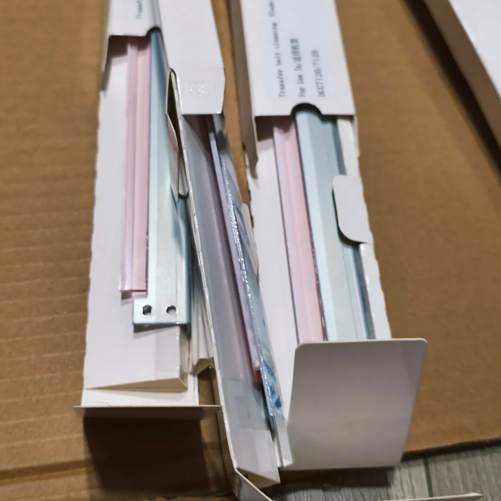 Лезвие ремня переноса для XEROX WorkCentre 7120 7125 7220 7225 VersaLink C7000 C7020 C7025 C7030 DocuCentre IV C2260 C2263 C2265 
Лезвие ремня переноса для XEROX WorkCentre 7120 7125 7220 7225 VersaLink C7000 C7020 C7025 C7030 DocuCentre IV C2260 C2263 C2265