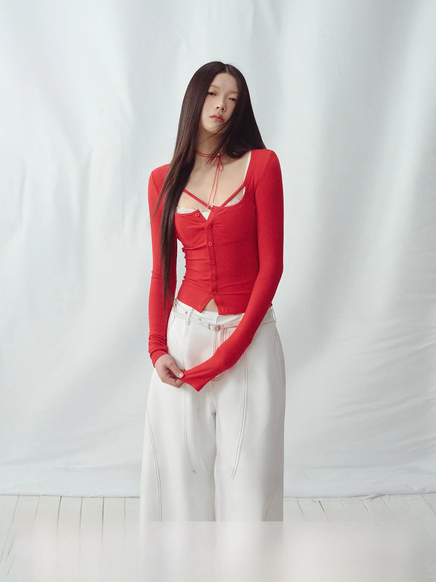 Модная красная футболка Slim Fit, женская летняя повседневная базовая футболка в Корейском стиле, длинный атласный топ от Lalune Du Ciel
Модная красная футболка Slim Fit, женская летняя повседневная базовая футболка в Корейском стиле, длинный атласный топ от Lalune Du Ciel