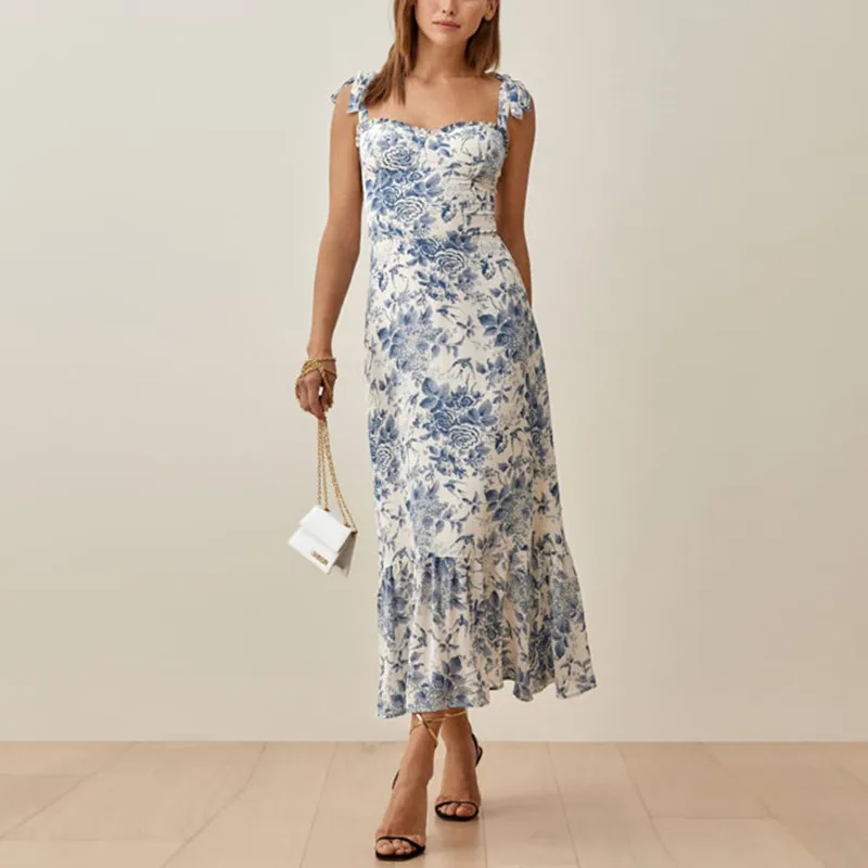 Spring and summer Women Retro Floral Print Midi Dress Lace-up Suspender French Holiday Long Robes
Spring and summer Women Retro Floral Print Midi Dress Lace-up Suspender French Holiday Long Robes
