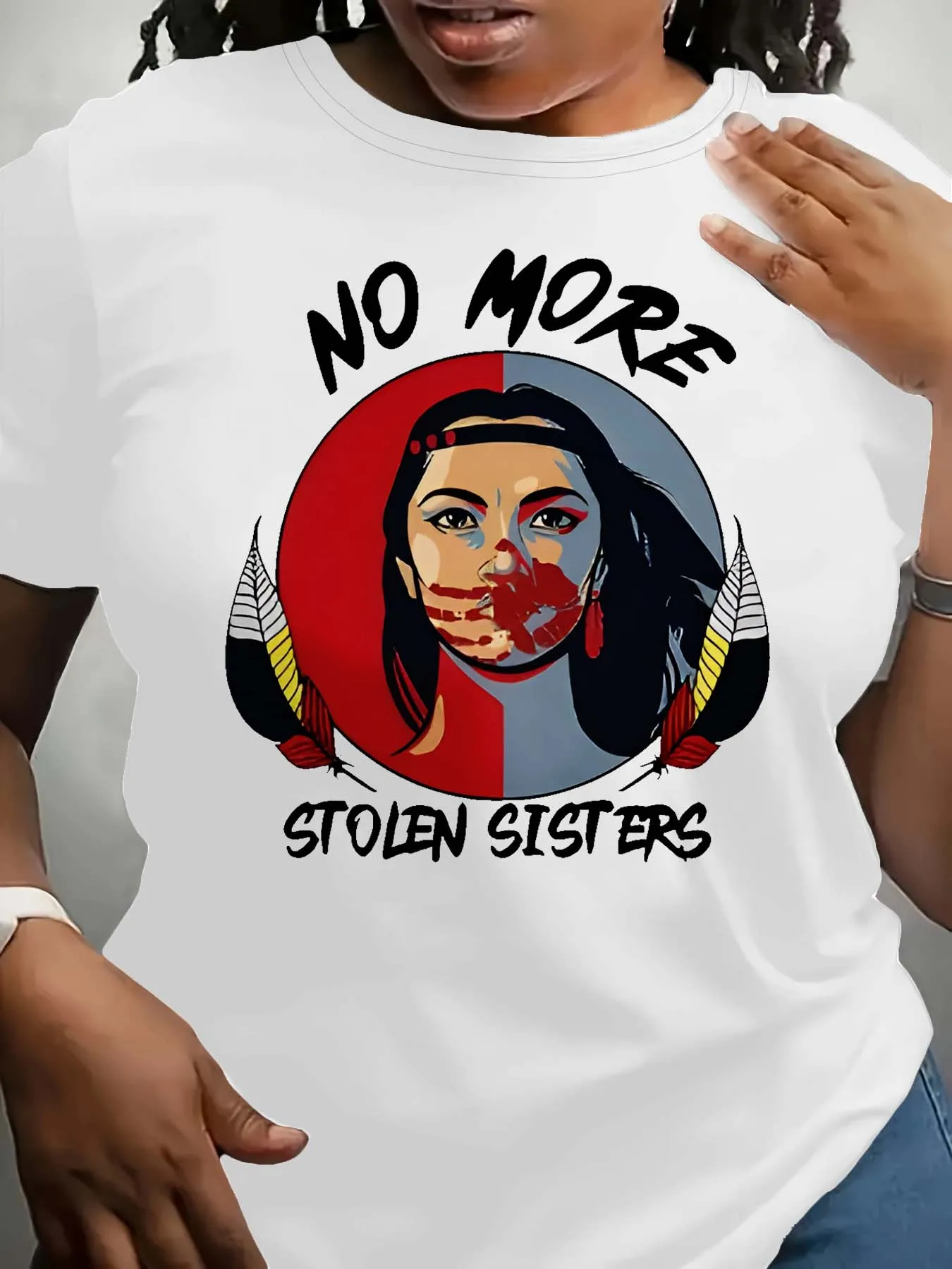 Одежда больших размеров для поддержки причины нет. Сложная элегантная одежда сестер коренных сестер.
Одежда больших размеров для поддержки причины нет. Сложная элегантная одежда сестер коренных сестер.