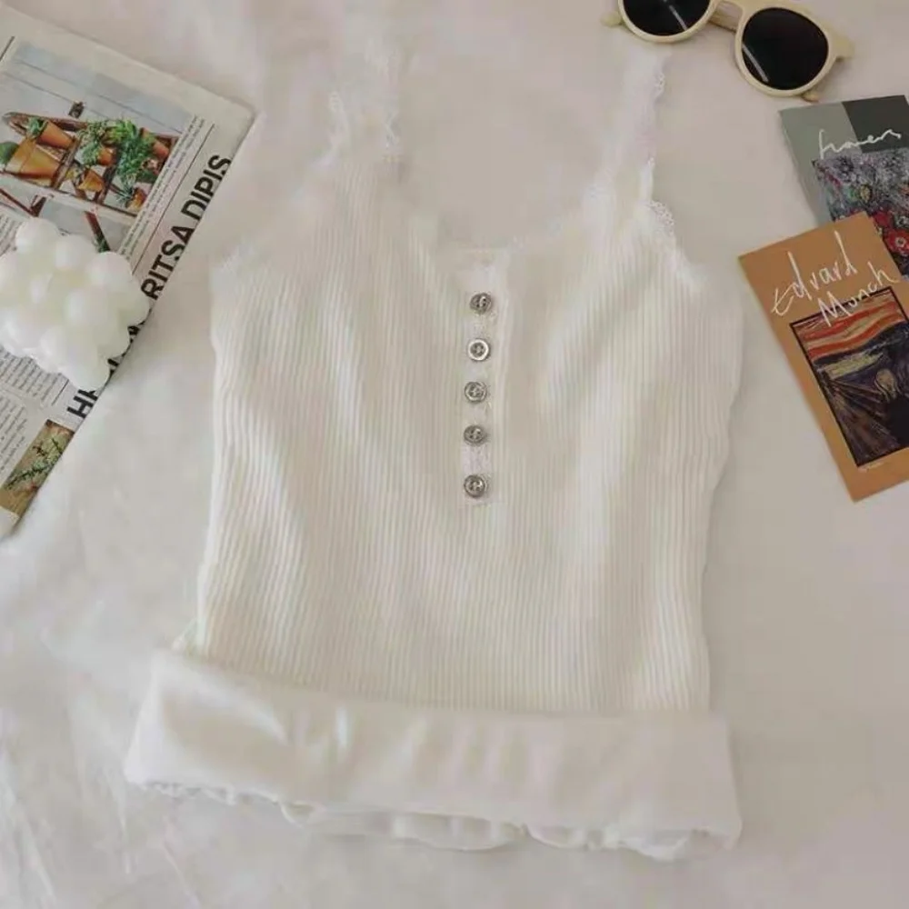 Velvet Sleeveless Top Lace-Trimmed Warm Underwear Lace V-Neck Camisole Fleece-Lined Fleece Lined Tank Top For Layering Under
Velvet Sleeveless Top Lace-Trimmed Warm Underwear Lace V-Neck Camisole Fleece-Lined Fleece Lined Tank Top For Layering Under