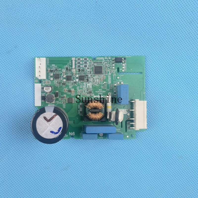 Applicable to Rongsheng refrigerator inverter compressor driver board VFL110 90CY VTBH11136Y
Applicable to Rongsheng refrigerator inverter compressor driver board VFL110 90CY VTBH11136Y