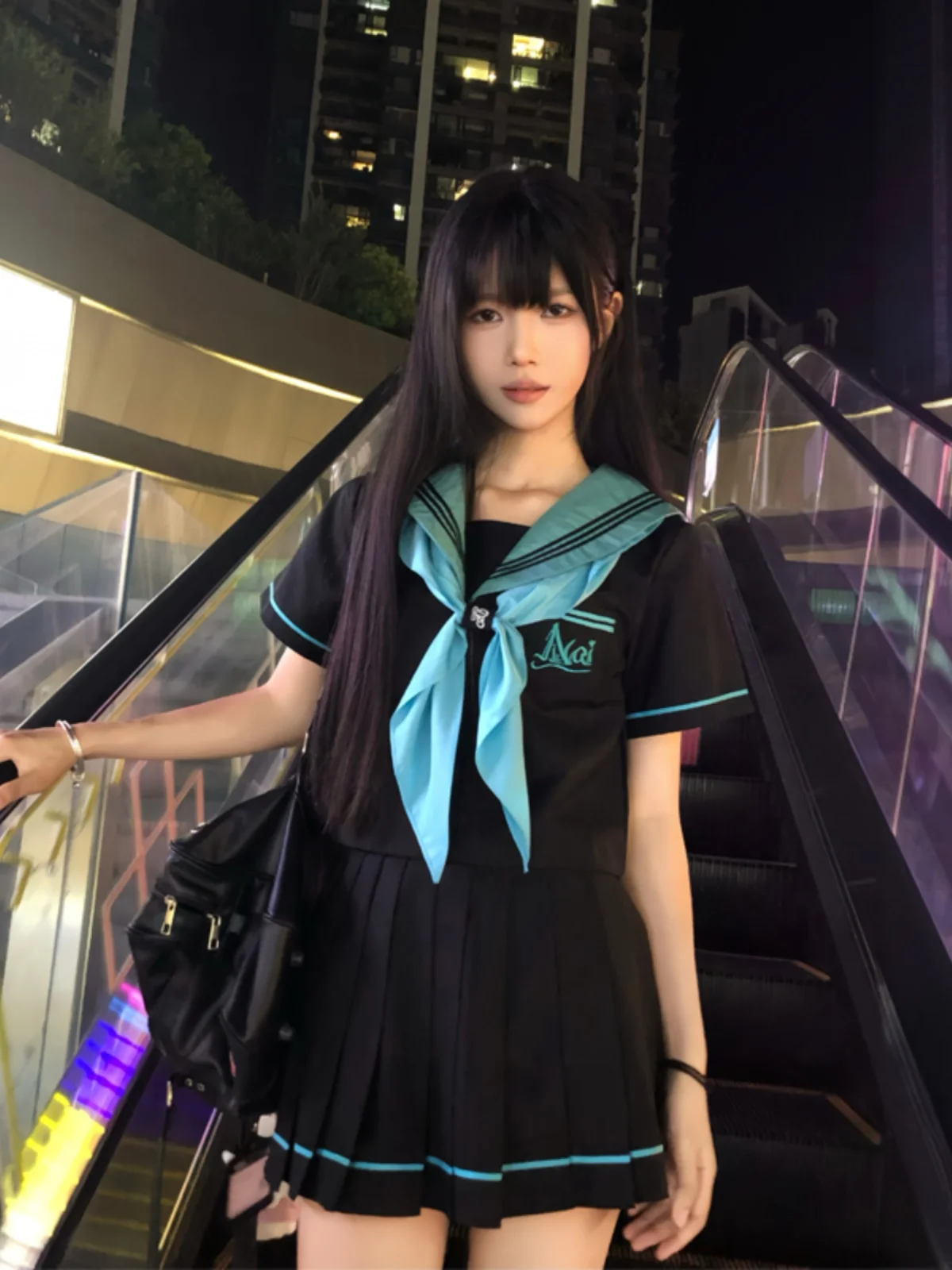 Original Japanese Style School Uniform Set Basic Sailor Suit Skirt Middle School Wind Handmade Clothing Student Outfit
Original Japanese Style School Uniform Set Basic Sailor Suit Skirt Middle School Wind Handmade Clothing Student Outfit