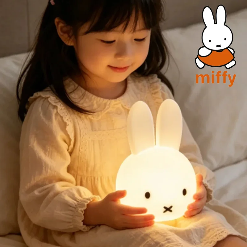 New Miffy Silicone Tap Night Light Type-c Rechargeable Timing Dual Mode Dimmable Eye Caring Bedside Bedroom Sleeping Lamp Gifts
New Miffy Silicone Tap Night Light Type-c Rechargeable Timing Dual Mode Dimmable Eye Caring Bedside Bedroom Sleeping Lamp Gifts