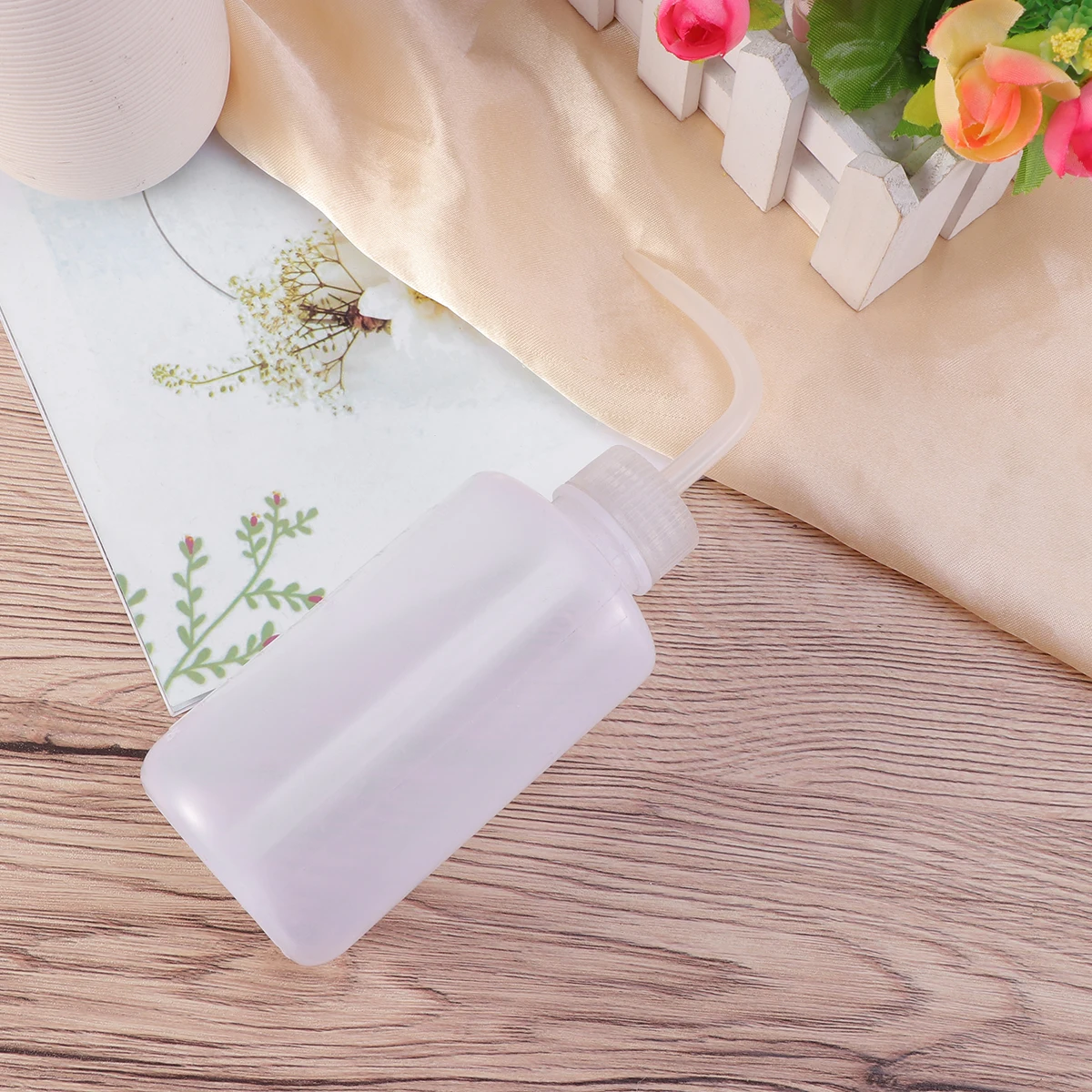 2 Pcs Pointed Watering Bottle Handwashing Fluid Squeeze Bottles Dish Soap Lubricant Squirt Spray Cleaning
2 Pcs Pointed Watering Bottle Handwashing Fluid Squeeze Bottles Dish Soap Lubricant Squirt Spray Cleaning