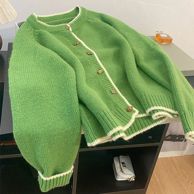 Women Green Splicing Sweater Korean Simple Style Round Neck Single Breasted Knitted Cardigan Spring Autumn New Lazy Knitted Coat
Women Green Splicing Sweater Korean Simple Style Round Neck Single Breasted Knitted Cardigan Spring Autumn New Lazy Knitted Coat