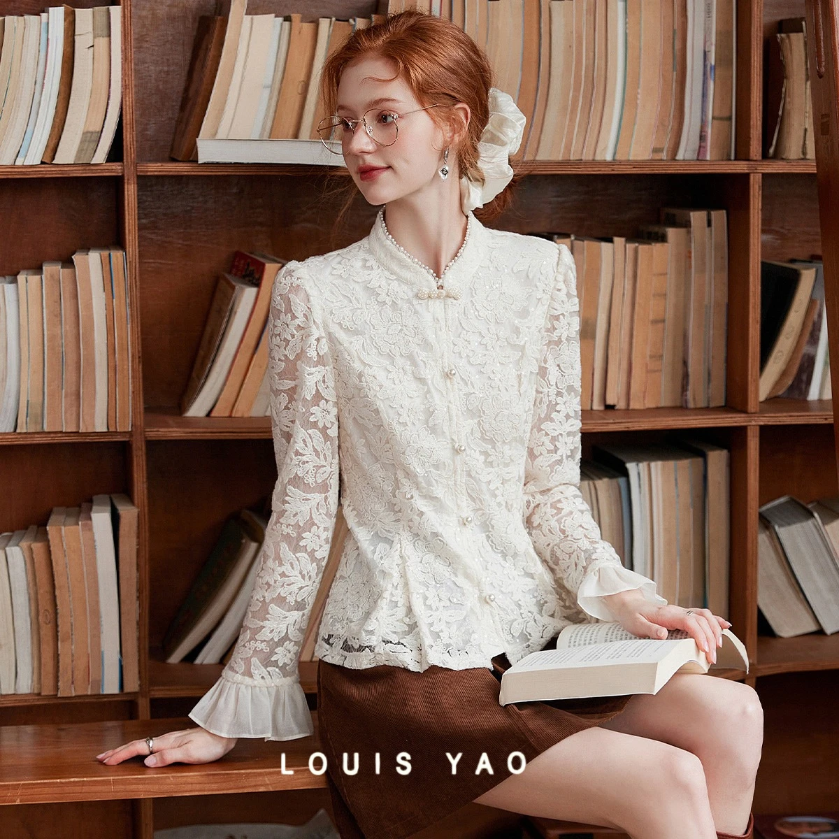LOUIS YAO New Chinese Style Women's Blouses 2025 Autumn Ruffled Cuffs Patchwork Top Collar Bead Chain Button Women Shirt
LOUIS YAO New Chinese Style Women's Blouses 2025 Autumn Ruffled Cuffs Patchwork Top Collar Bead Chain Button Women Shirt