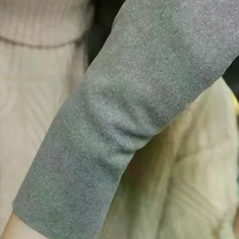 1 пара осенне-зимних теплых мягких бархатных перчаток на половину пальцев для женщин, мягкая кожа, подходит для повседневного офиса, защиты запястий
1 пара осенне-зимних теплых мягких бархатных перчаток на половину пальцев для женщин, мягкая кожа, подходит для повседневного офиса, защиты запястий