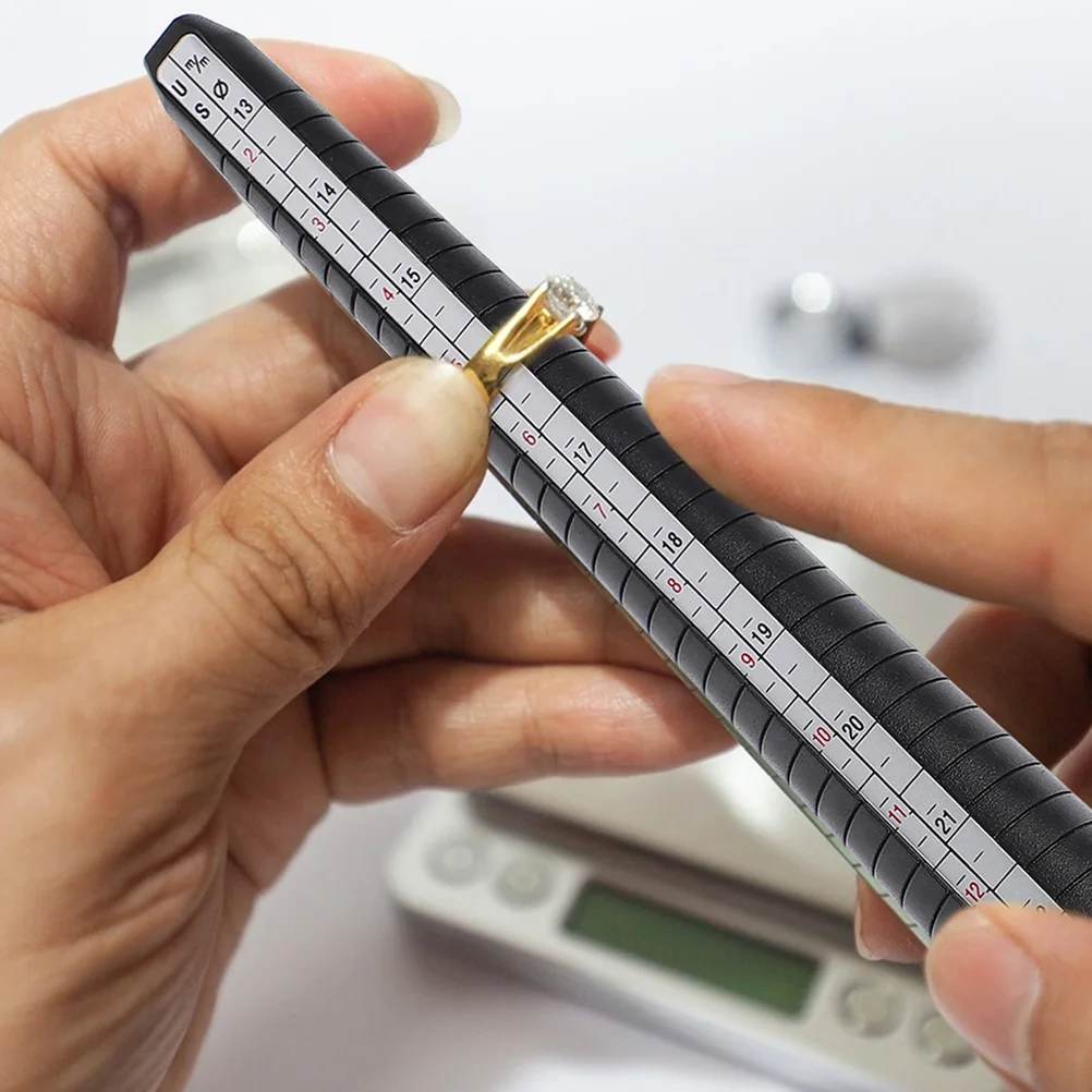 1Set Portable Ring Sizer Tool Ring Size Measuring Stick Finger Sizing Tool Clear Scale Accurate Measurement Jewelry Accessory
1Set Portable Ring Sizer Tool Ring Size Measuring Stick Finger Sizing Tool Clear Scale Accurate Measurement Jewelry Accessory