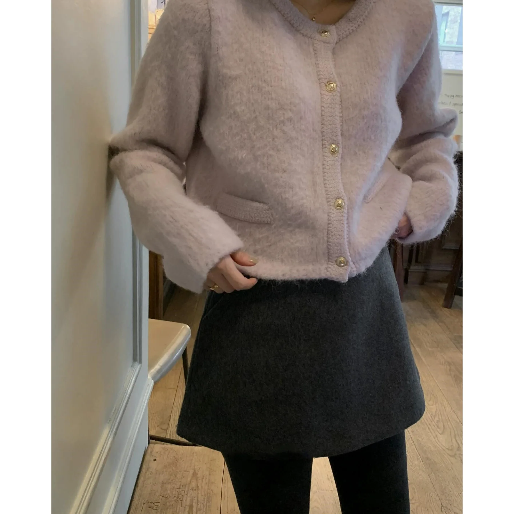 Soft Knitted Cardigan Autumn New Arrival Dongda Gate Baby Sauce Small Gold Bule Plu Sensation Women's Knitted Open Cardigan
Soft Knitted Cardigan Autumn New Arrival Dongda Gate Baby Sauce Small Gold Bule Plu Sensation Women's Knitted Open Cardigan