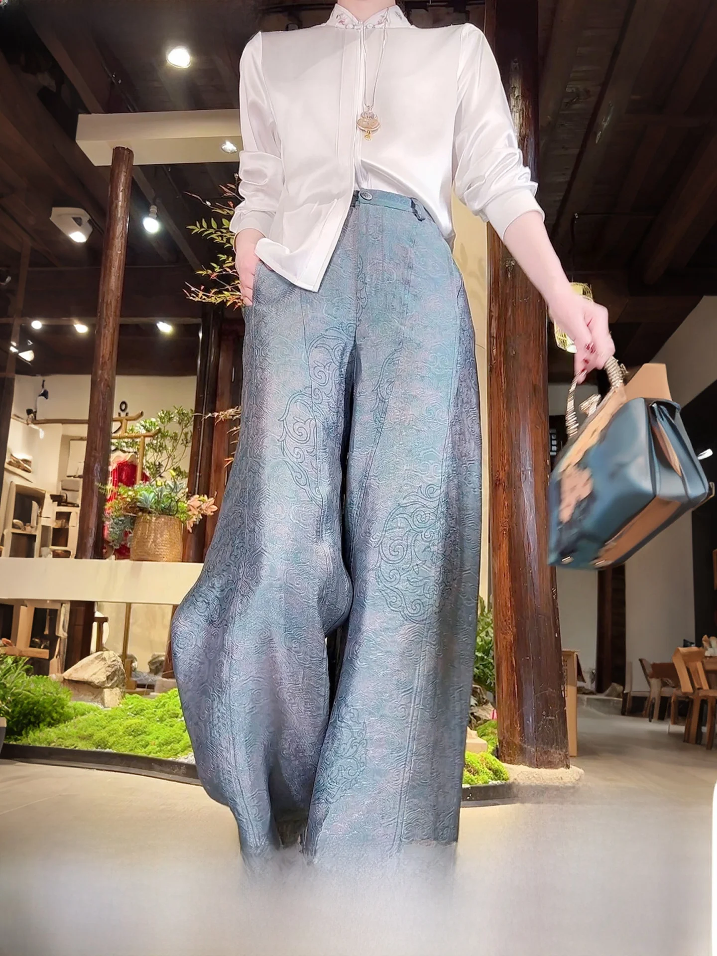 Elegant High Waist Straight Leg Pants Women's Floral Embroidery Casual Trousers Spring Summer Versatile National Style Wide L...
Elegant High Waist Straight Leg Pants Women's Floral Embroidery Casual Trousers Spring Summer Versatile National Style Wide L...