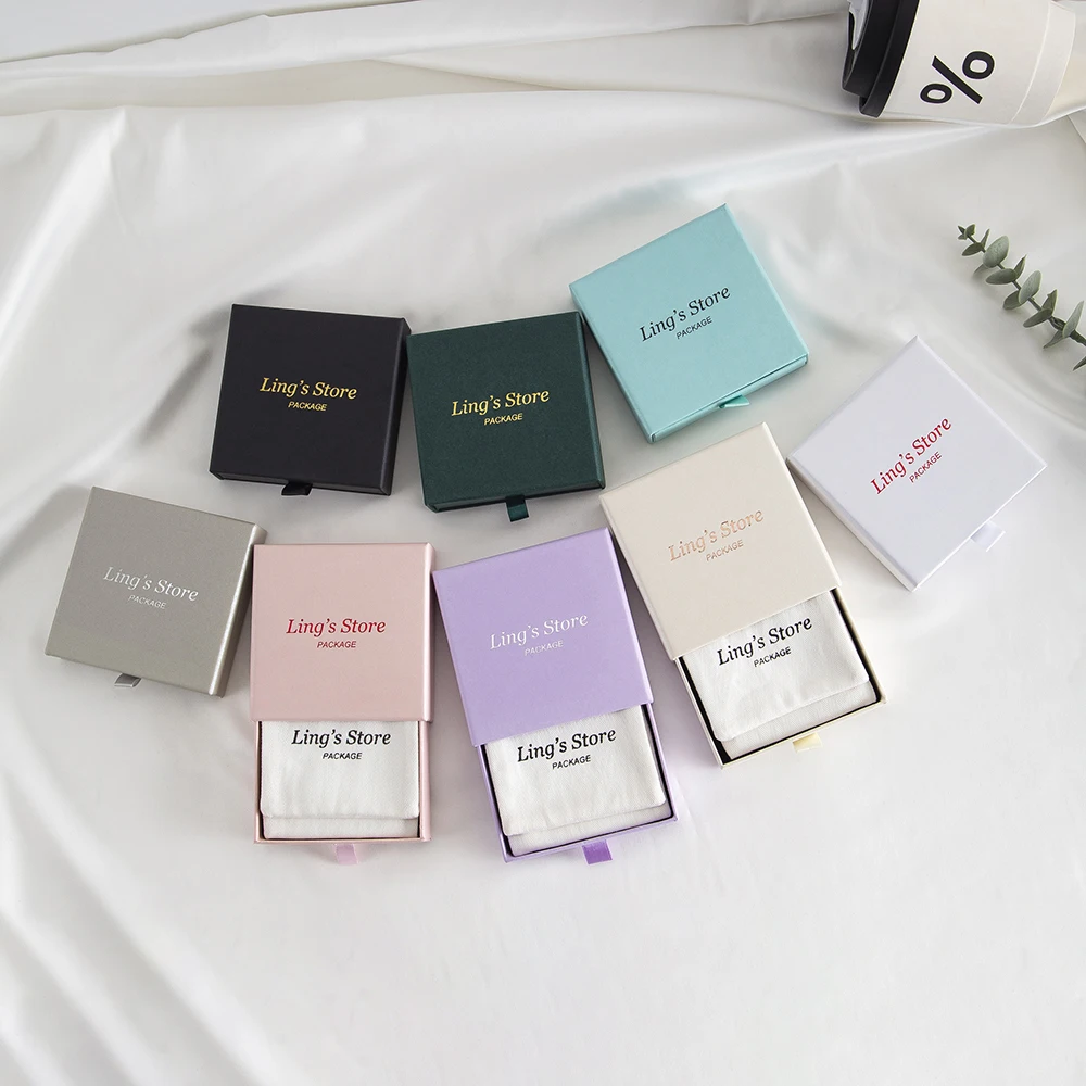 Personalized Logo 9x9x2.5cm Drawer Paper Box And 8x8cm Herringbone Cotton Bag Print Earrings Packaging Gift Pouch Wedding Favors
Personalized Logo 9x9x2.5cm Drawer Paper Box And 8x8cm Herringbone Cotton Bag Print Earrings Packaging Gift Pouch Wedding Favors