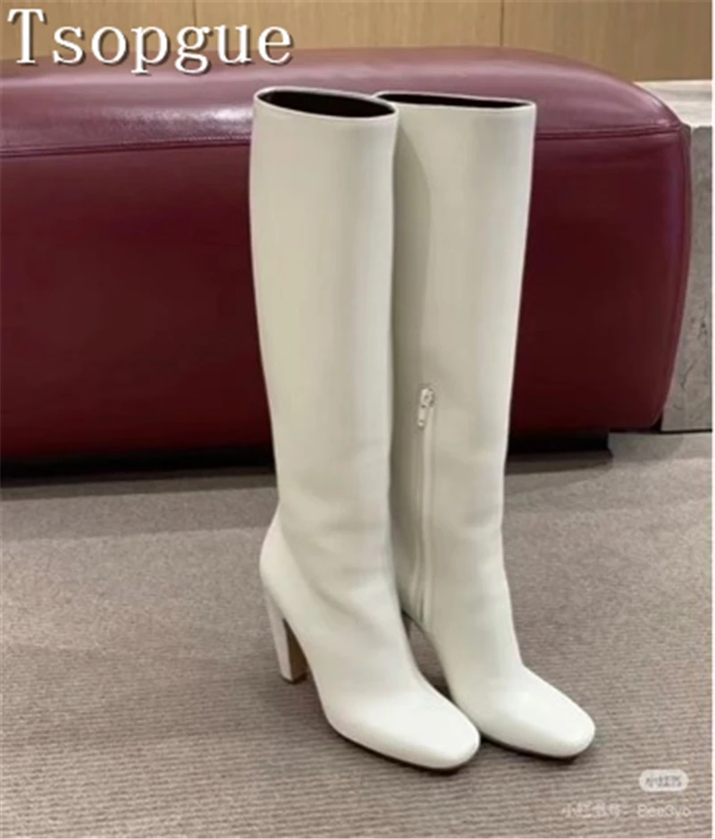 Winter New Solid Color Thick Heeled Knight Boots for Women Square Toe Side Zipper Knee High Boots Fashion Runway Party Shoes
Winter New Solid Color Thick Heeled Knight Boots for Women Square Toe Side Zipper Knee High Boots Fashion Runway Party Shoes