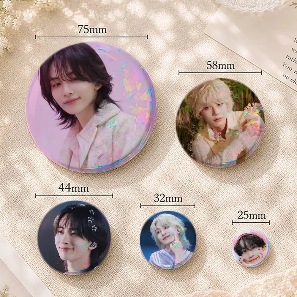 Singer Y-Yoon JeongHan Angel Face Brooches Cartoon Badge Pins Backpack Hat Accessories Friend Gift
Singer Y-Yoon JeongHan Angel Face Brooches Cartoon Badge Pins Backpack Hat Accessories Friend Gift