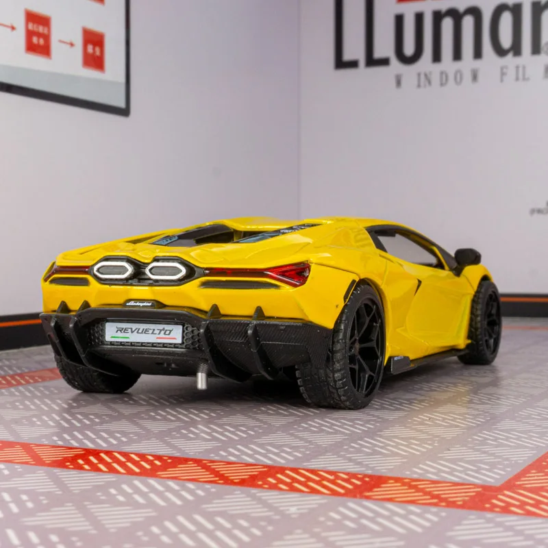 1: 32 Simulation Big Bull Alloy Supercar Model Pendant 3 Open Door Children's Power Toy
1: 32 Simulation Big Bull Alloy Supercar Model Pendant 3 Open Door Children's Power Toy