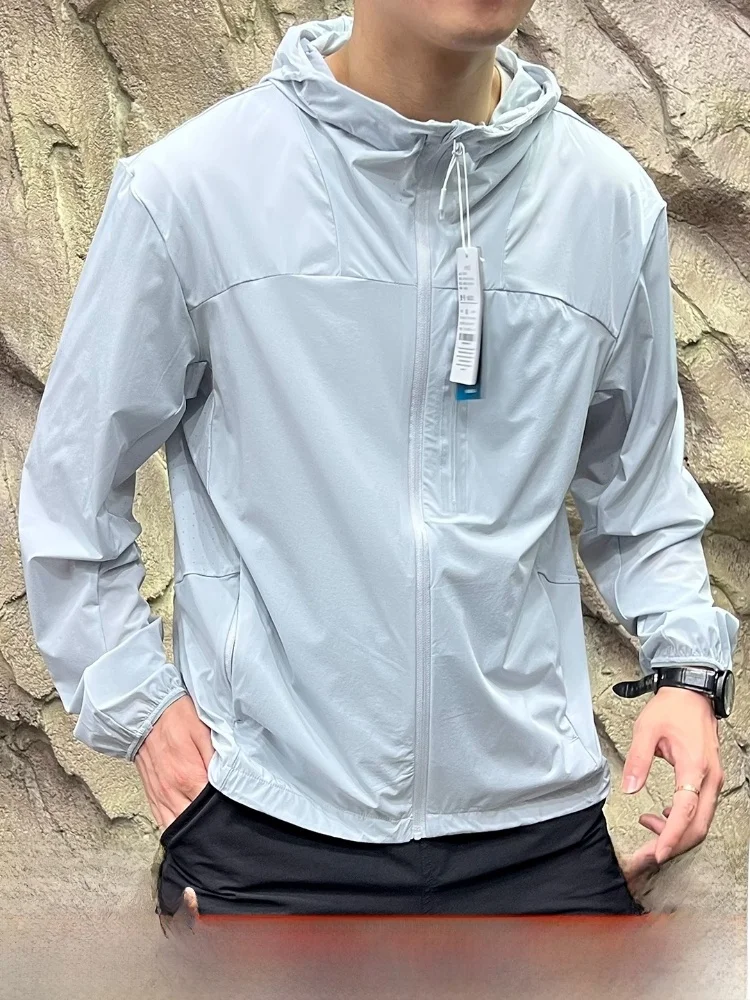 Ультратонкая дышащая кожаная куртка для улицы, весна-лето, легкая водонепроницаемая мужская модная куртка подмышками с лазерной перфорацией
Ультратонкая дышащая кожаная куртка для улицы, весна-лето, легкая водонепроницаемая мужская модная куртка подмышками с лазерной перфорацией