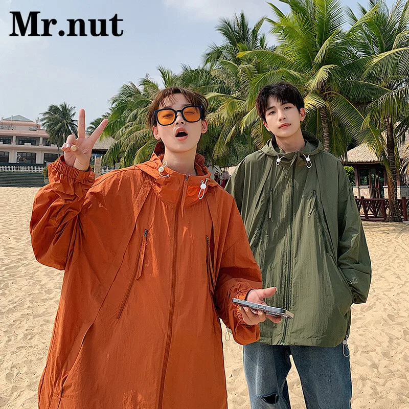 Thin Hooded Sun Protection Jacket Breathable Summer Male Coat Lightweight Camping Men Outerwear Sunscreen Clothing Unisex Tops
Thin Hooded Sun Protection Jacket Breathable Summer Male Coat Lightweight Camping Men Outerwear Sunscreen Clothing Unisex Tops