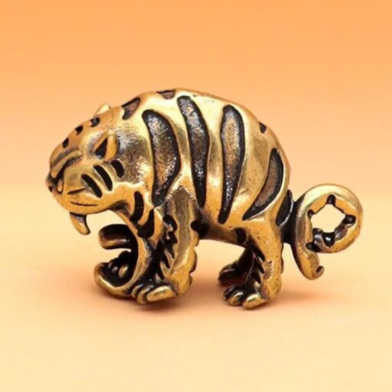 Old Brass Hot Toys Tiger Statue Figure Tea Pet Decoration Gift Rare Chinese Art
Old Brass Hot Toys Tiger Statue Figure Tea Pet Decoration Gift Rare Chinese Art