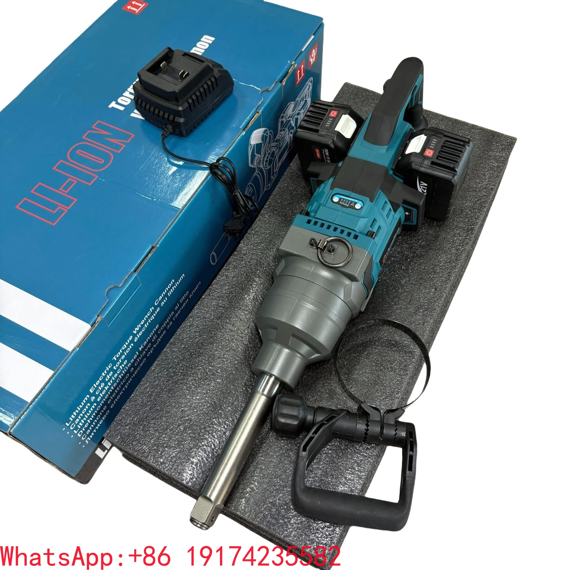 1" Heavy Duty Brushless Large Torque Wrench With Dual Battery Pack Cordless Electric Impact Wrench For Outdoor Truck Tire Repair 
1" Heavy Duty Brushless Large Torque Wrench With Dual Battery Pack Cordless Electric Impact Wrench For Outdoor Truck Tire Repair