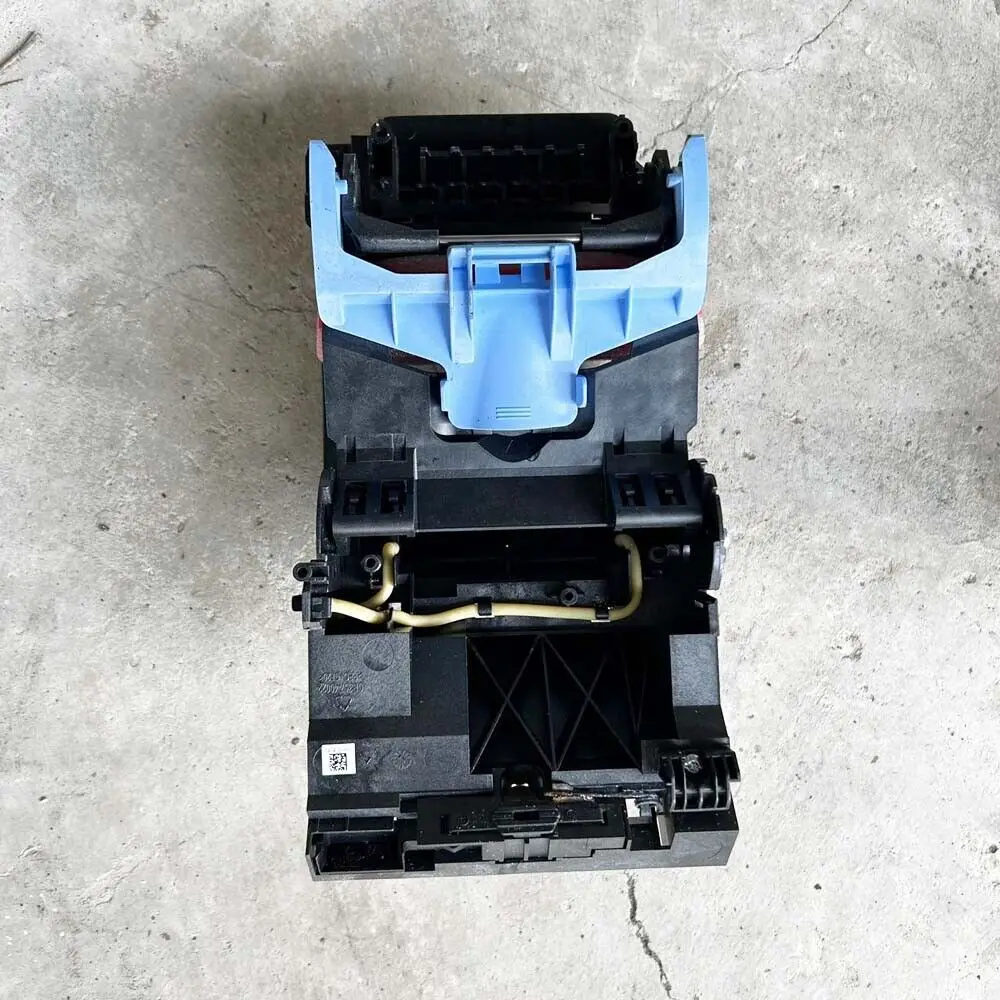 Новая каретка CR357-40022 подходит для аксессуаров для принтеров HP Designjet T2530 T930 T1500 T2500
Новая каретка CR357-40022 подходит для аксессуаров для принтеров HP Designjet T2530 T930 T1500 T2500