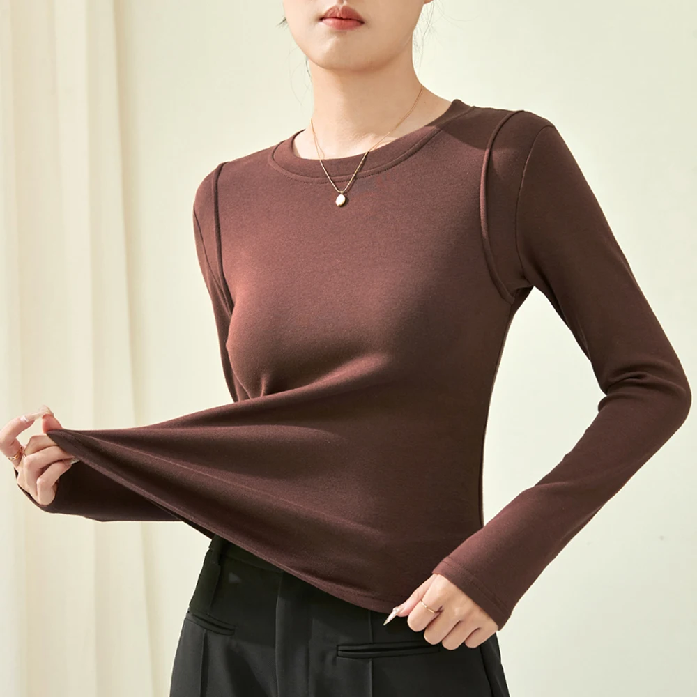 Розовая футболка в корейском стиле с длинными рукавами, женская, осенняя, новая, высококачественная, из хлопка, модная, утепленная, с круглым вырезом, повседневный топ.
Розовая футболка в корейском стиле с длинными рукавами, женская, осенняя, новая, высококачественная, из хлопка, модная, утепленная, с круглым вырезом, повседневный топ.