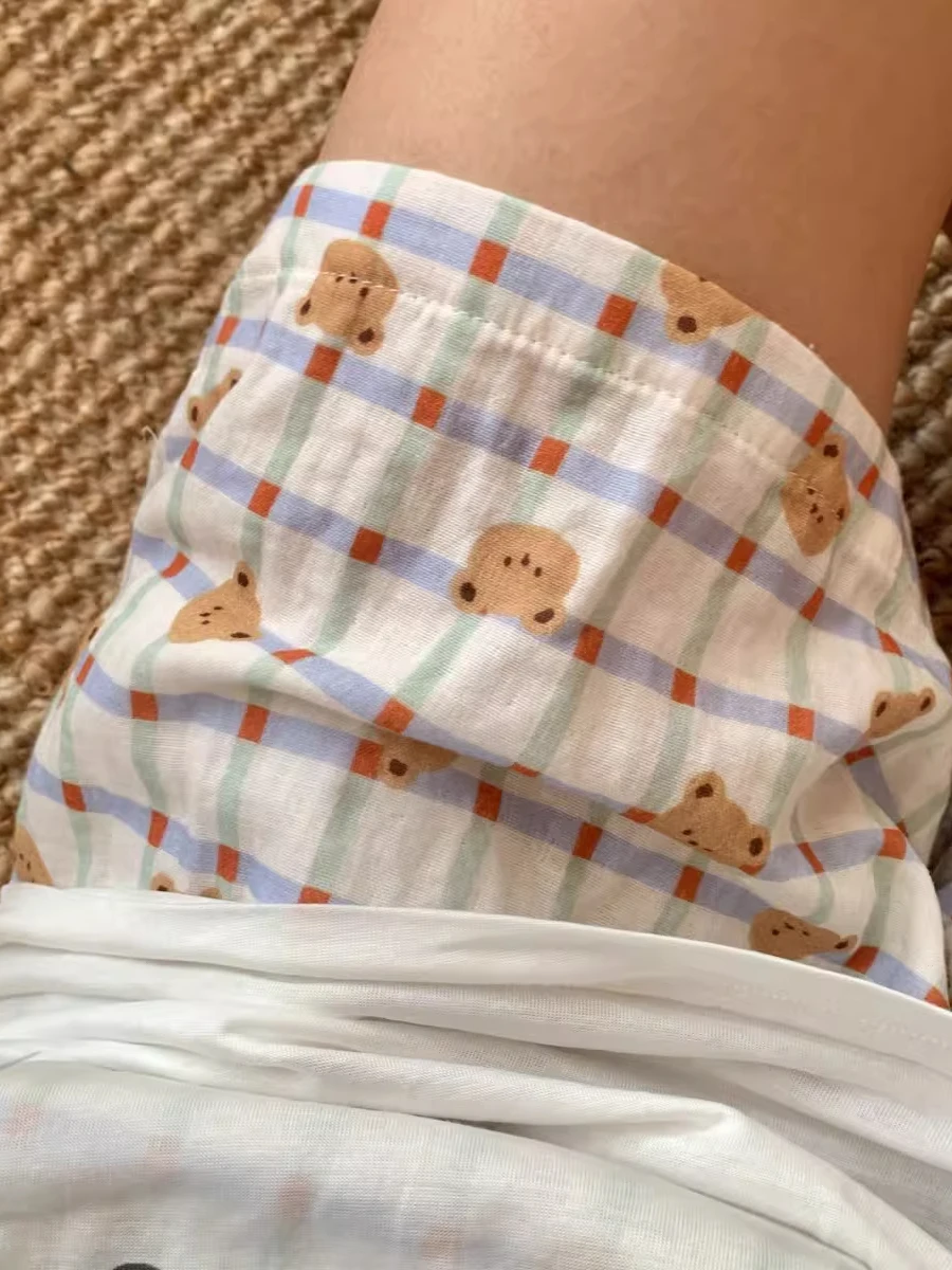 Large Size 2300 Pounds Cute Plaid Bear Shorts Women Summer Loose Casual Lazy Walk Home Sleepwear Sweet Style Polyester Fiber
Large Size 2300 Pounds Cute Plaid Bear Shorts Women Summer Loose Casual Lazy Walk Home Sleepwear Sweet Style Polyester Fiber