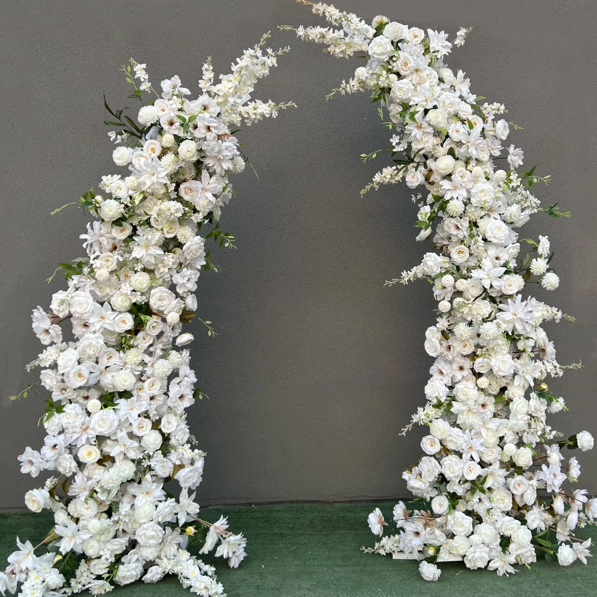 Custom Artificial White Rose Flower Horn Shape Arch With Greenery Floral Arch 6ft For Wedding Event Party Stage Backdrop Decor
Custom Artificial White Rose Flower Horn Shape Arch With Greenery Floral Arch 6ft For Wedding Event Party Stage Backdrop Decor